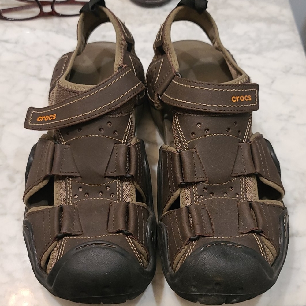 Crocs shoed